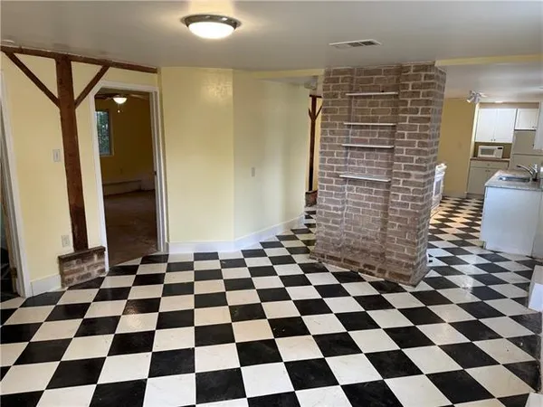 $2,500 | 8132 Hickory Street, Unit A, New Orleans, LA 70118