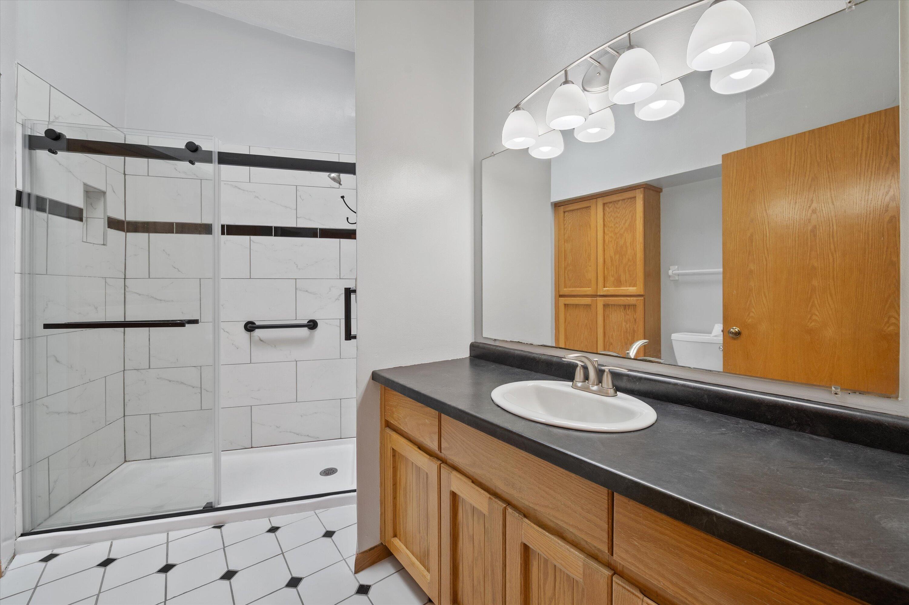 15661 West Ridge Road New Berlin, WI 53151 - Photo 18 of 32 24-DSC1234