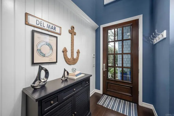 $4,950,000 | 2122 Del Mar Heights Road, Del Mar, CA 92014