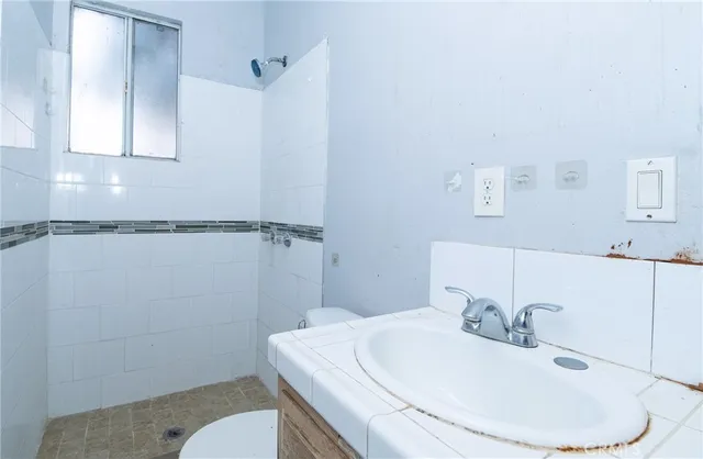 $599,000 | 112 East Caldwell Street, Compton, CA 90220