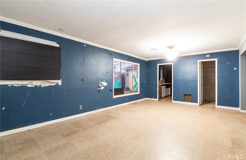 112 East Caldwell Street Compton, CA 90220 - Photo 20 of 39