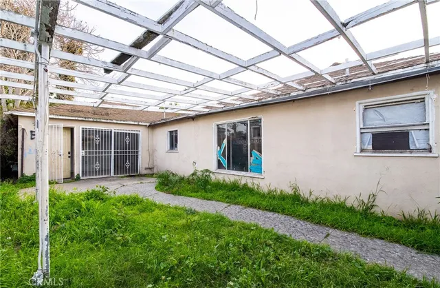 $599,000 | 112 East Caldwell Street, Compton, CA 90220