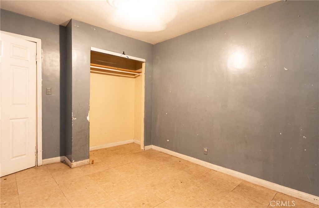 112 East Caldwell Street Compton, CA 90220 - Photo 10 of 39