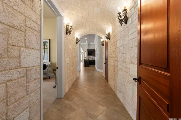 a bed room with a bed and dresser