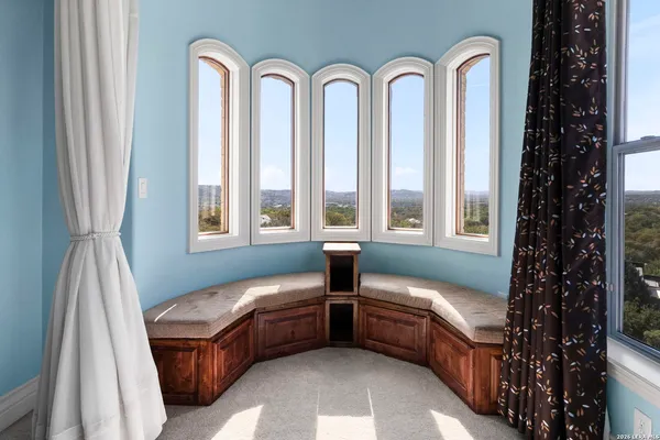 a view of a livingroom with a patio