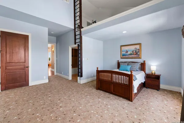 $4,300,000 | 6762 Mnr Hl Road, San Antonio, TX 78257