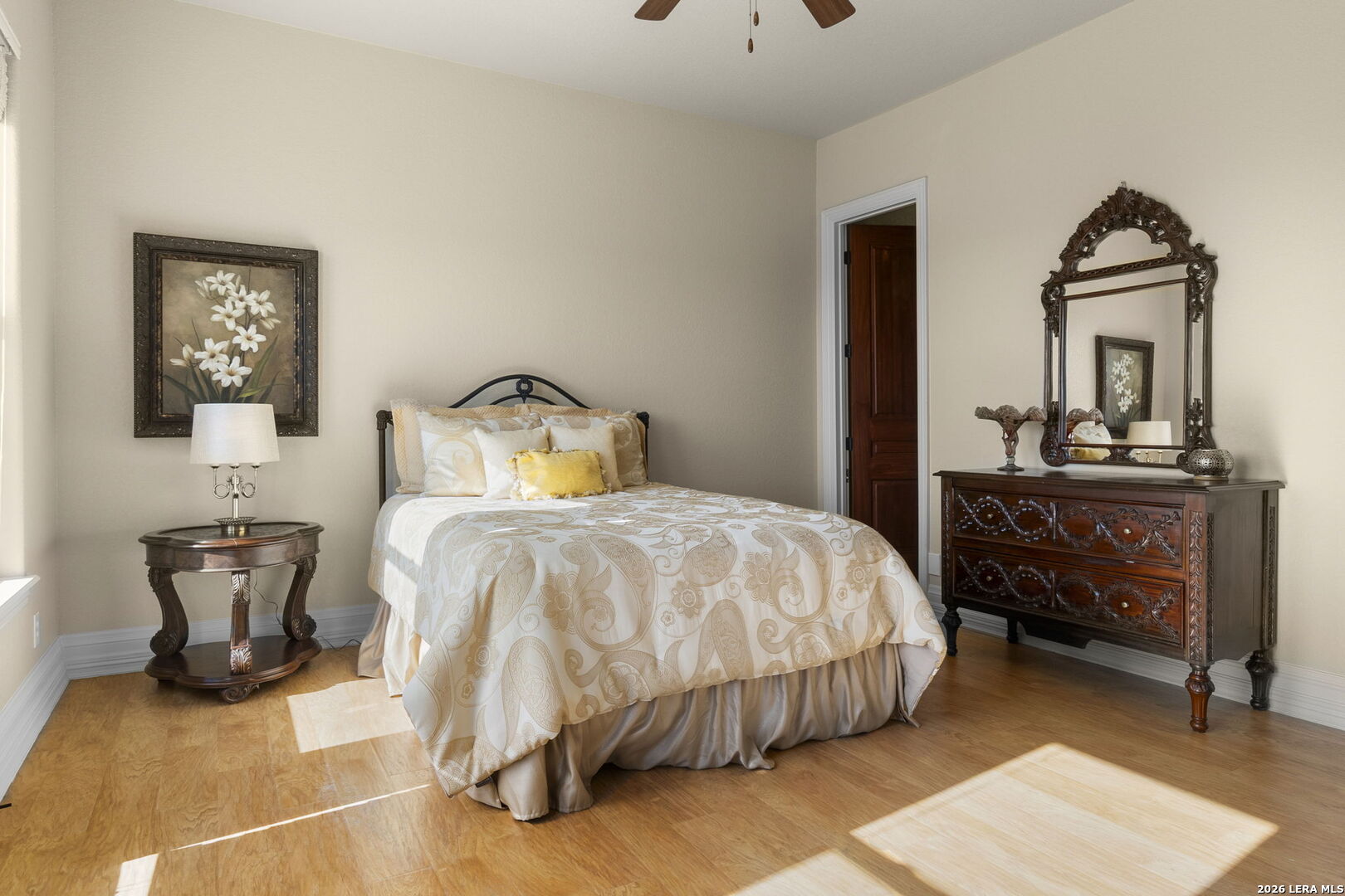 6762 Mnr Hl Road San Antonio, TX 78257 - Photo 39 of 51 a bedroom with a bed and window