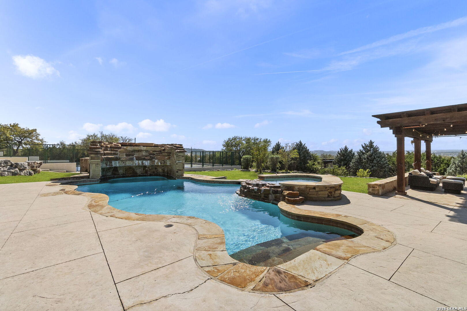 6762 Mnr Hl Road San Antonio, TX 78257 - Photo 45 of 51 a view of swimming pool with lounge chair