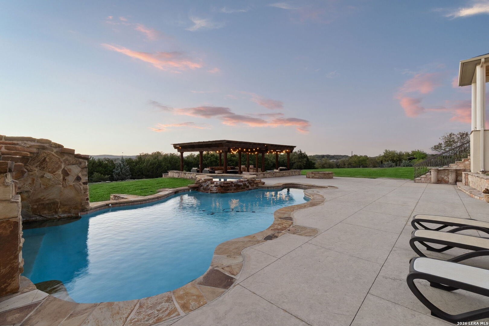 6762 Mnr Hl Road San Antonio, TX 78257 - Photo 46 of 51 a view of a swimming pool with lounge chair