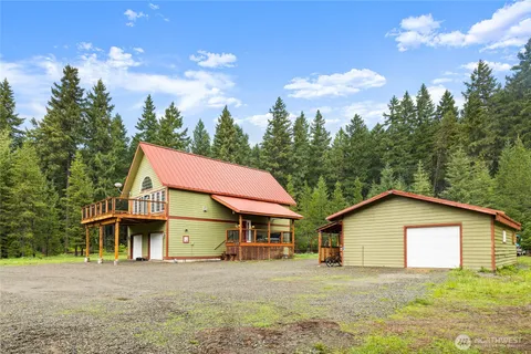 $709,999 | 670 Silver Creek Road, Easton, WA 98925