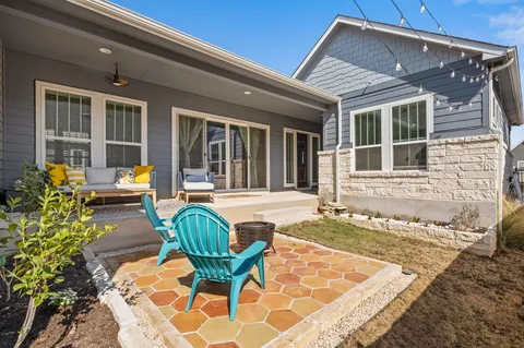 $735,000 | 7413 Boyd Hvn Drive, Austin, TX 78744