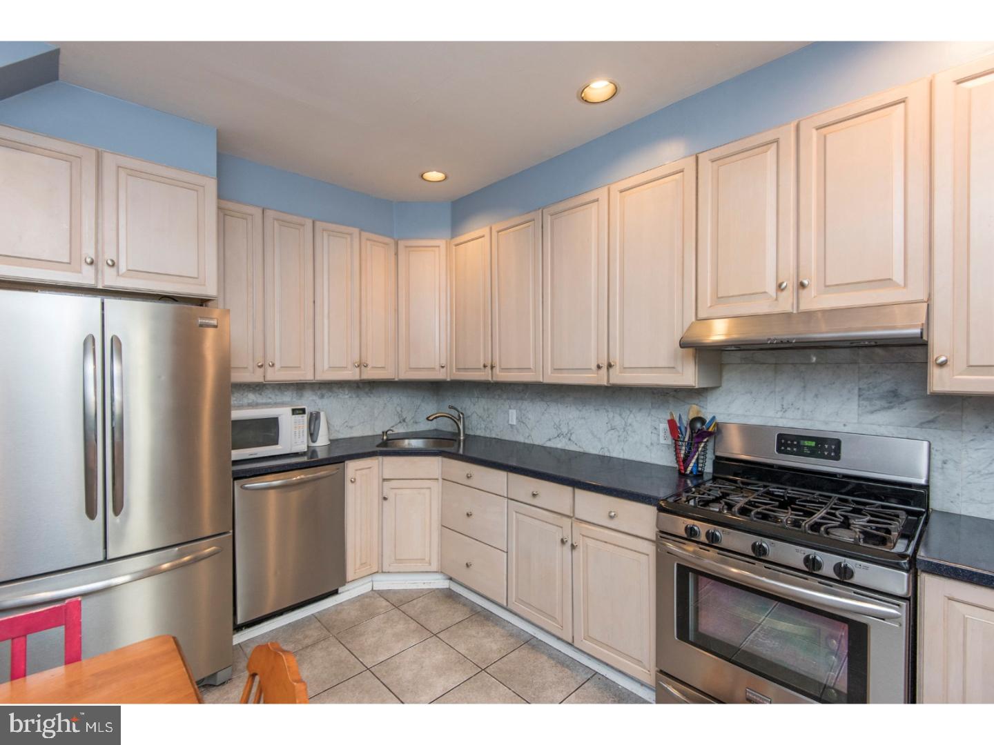 320 Kent Road Bala Cynwyd, PA 19004 - Photo 13 of 25 Kitchen