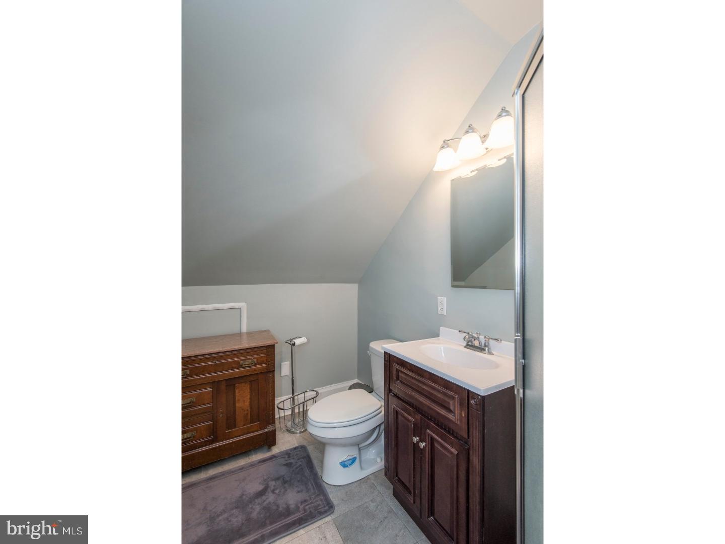 320 Kent Road Bala Cynwyd, PA 19004 - Photo 21 of 25 Bathroom