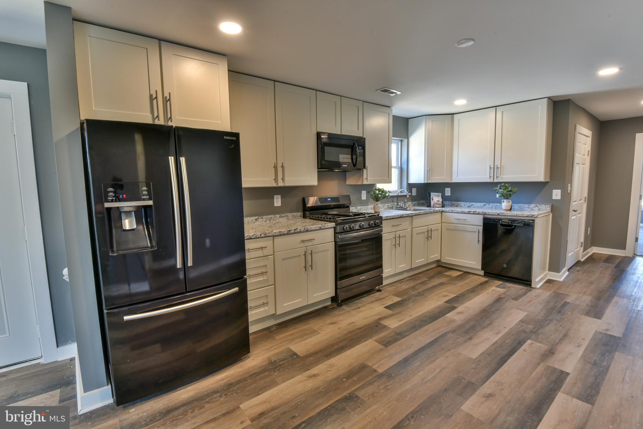 2927 North Rolling Road Windsor Mill, MD 21244 - Photo 12 of 53