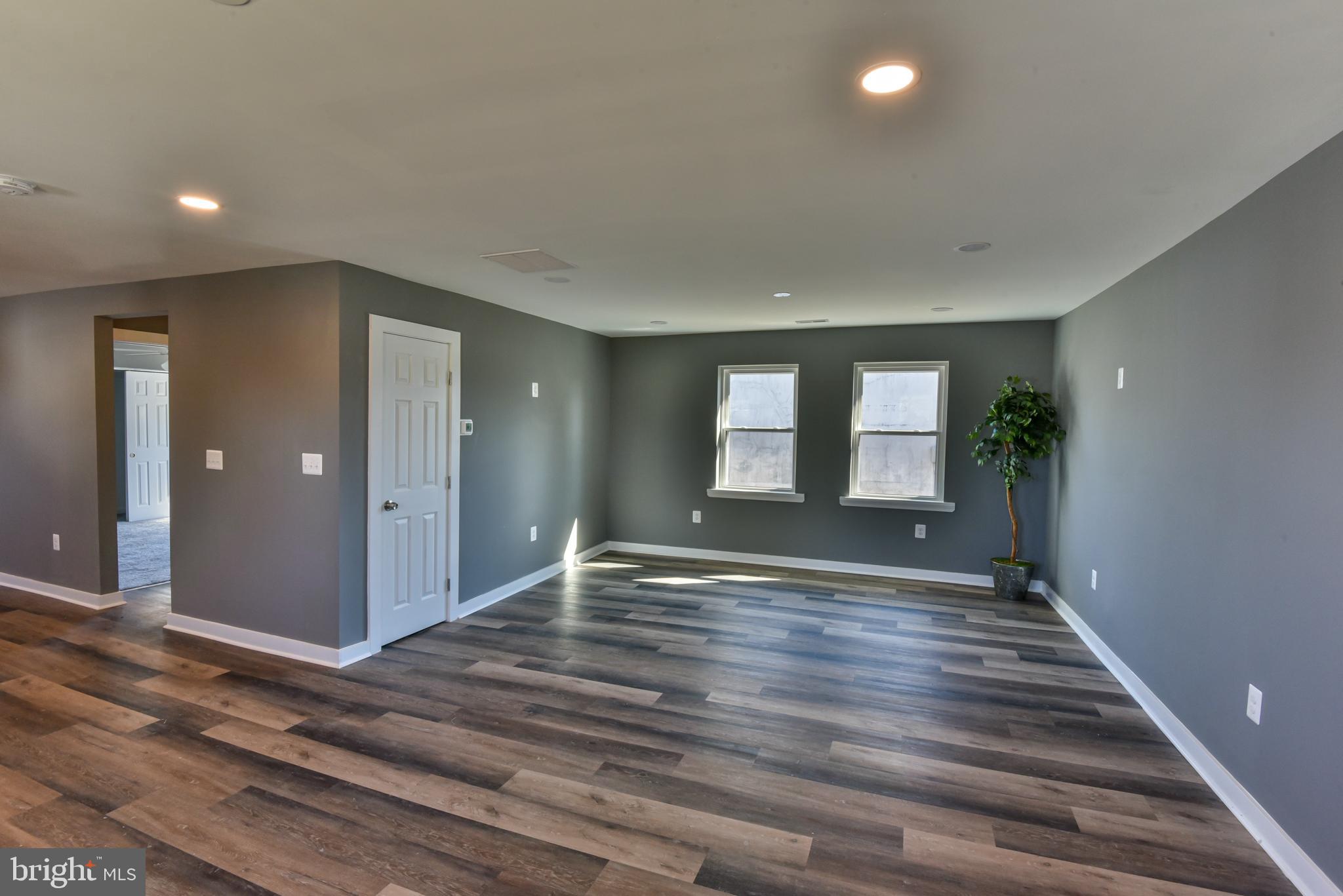 2927 North Rolling Road Windsor Mill, MD 21244 - Photo 6 of 53