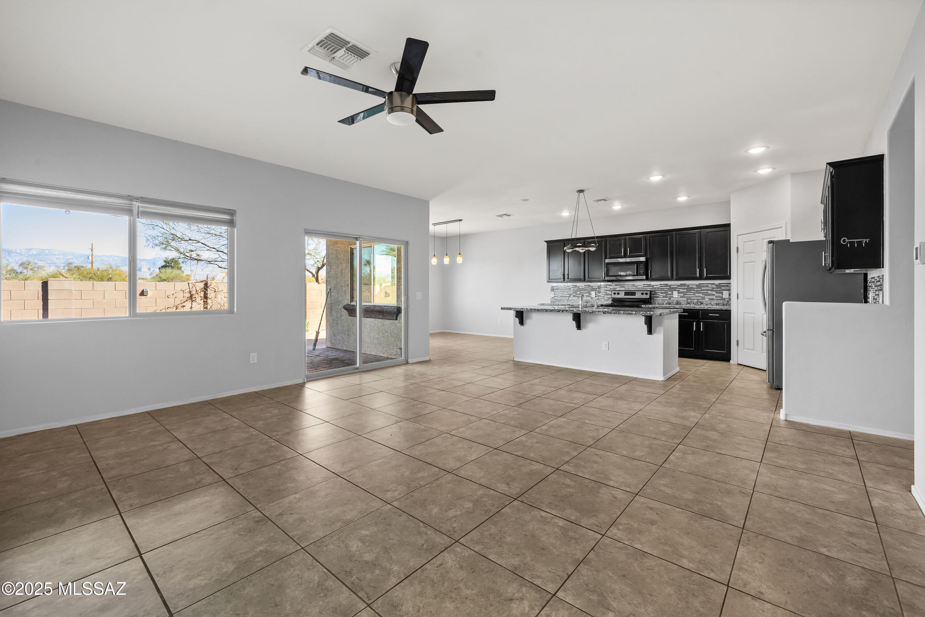 8889 East Abrams Loop Tucson, AZ 85710 - Photo 10 of 24