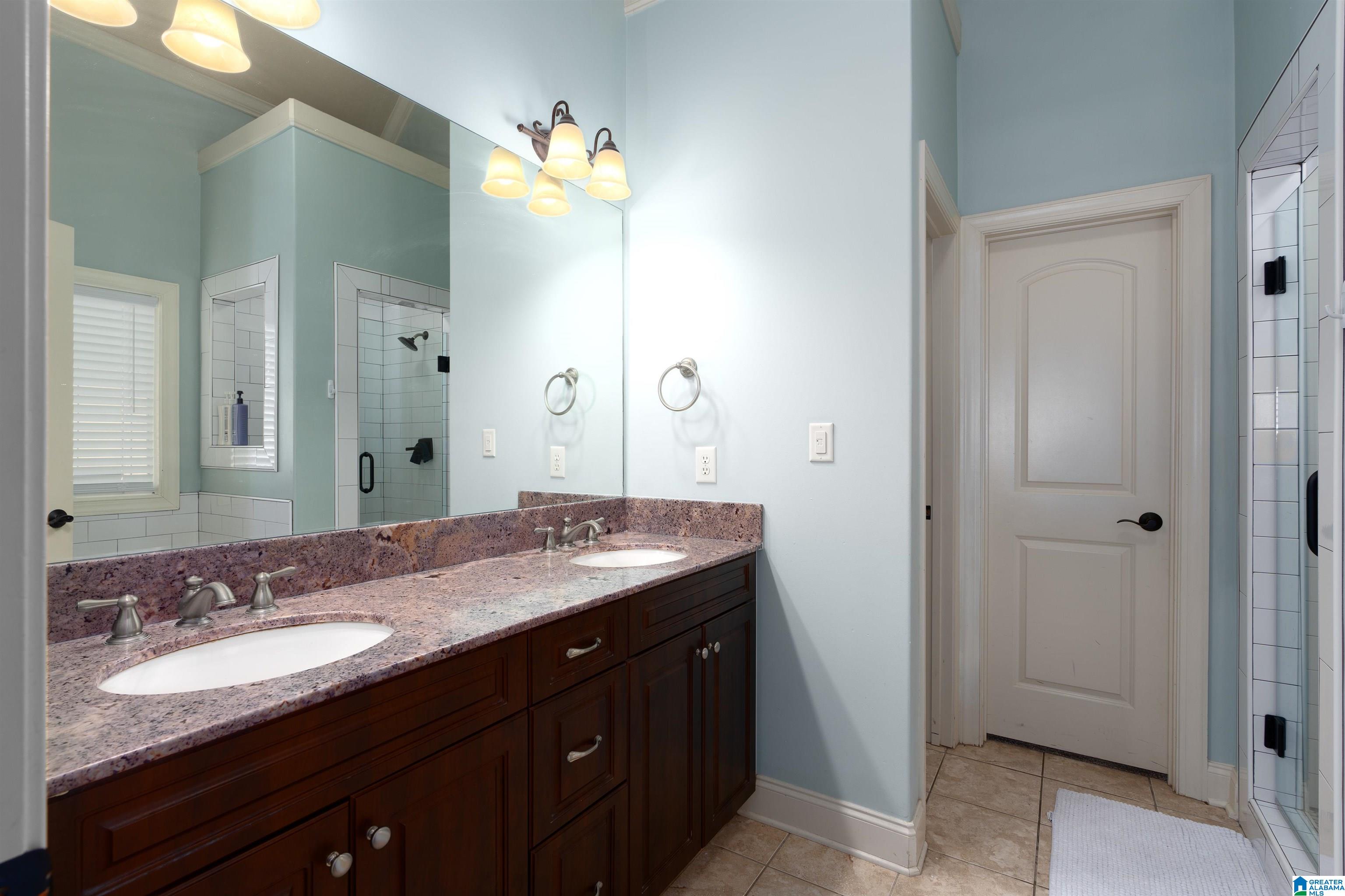 254 Strathaven Lane Pelham, AL 35124 - Photo 17 of 29