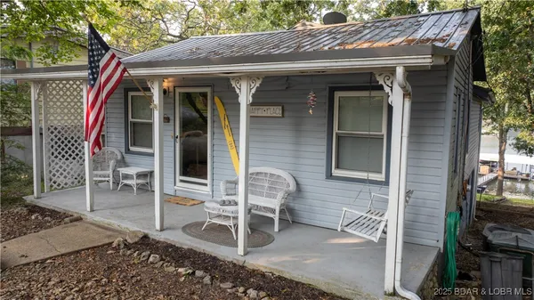 $329,000 | 28735 Mistletoe Avenue, Warsaw, MO 65355