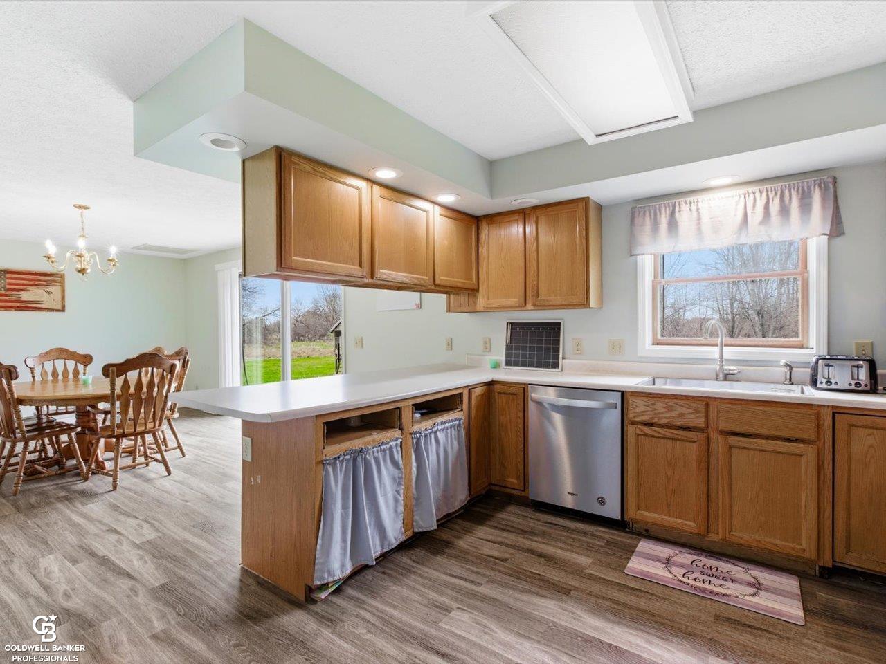 8925 Lohr Road Avoca, MI 48006 - Photo 12 of 41