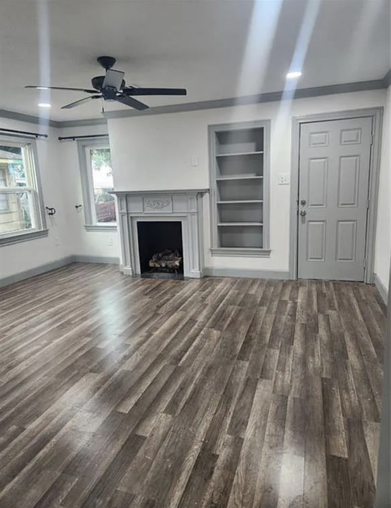 204 Center Street Pasadena, TX 77506 - Photo 2 of 13
