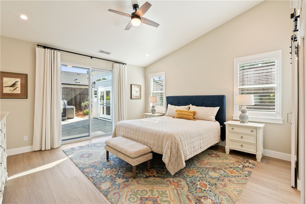 8550 El Corte Road Atascadero, CA 93422 - Photo 23 of 72 a bedroom with a bed and with furniture