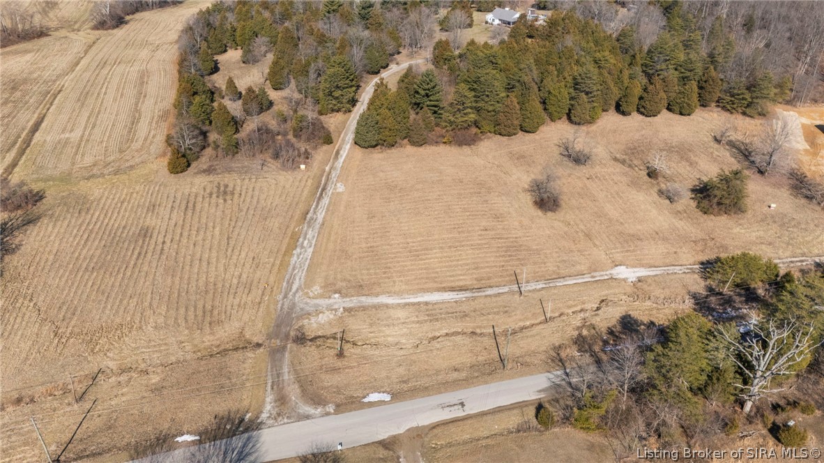 56 East Old St Road Scottsburg, IN 47170 - Photo 4 of 8