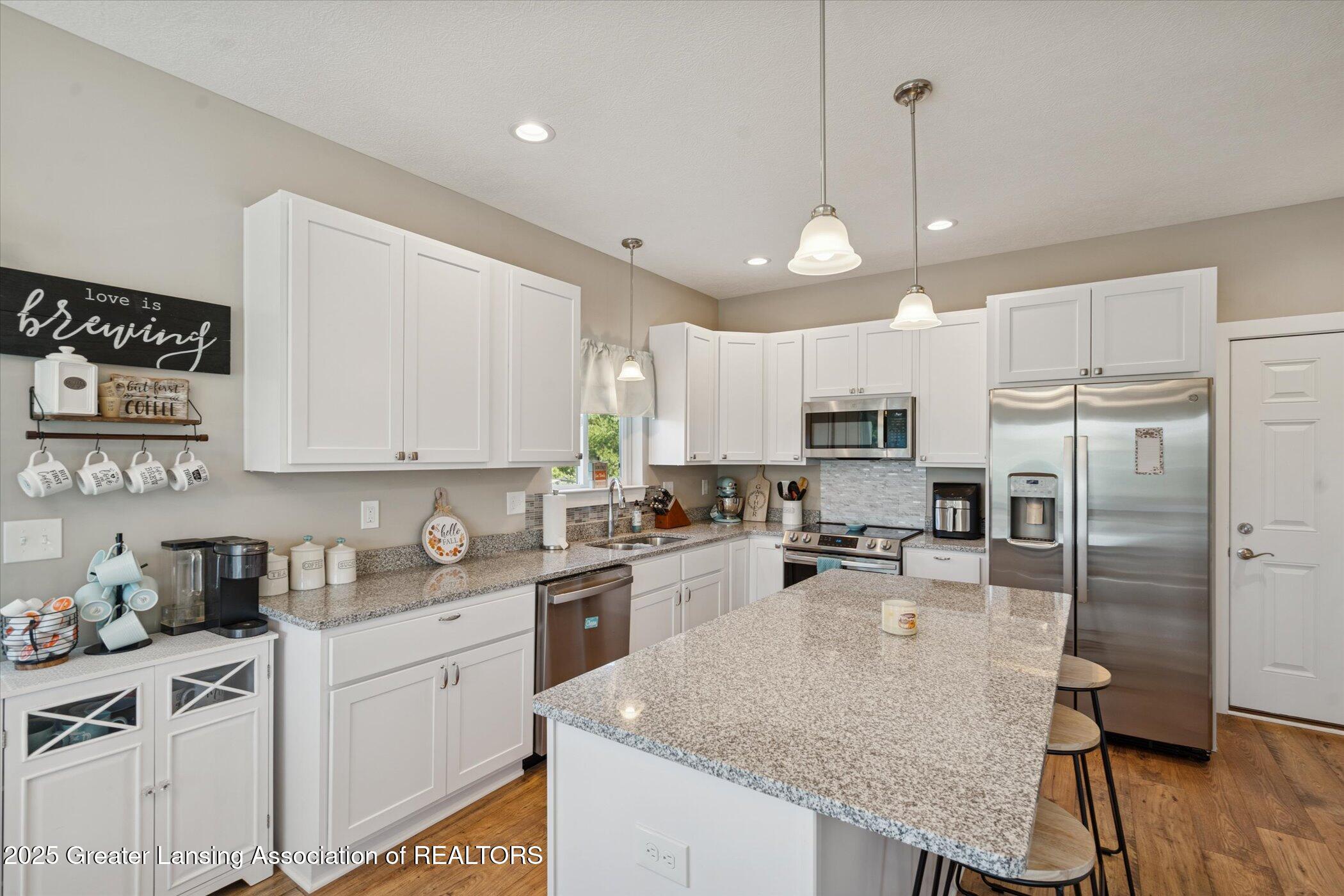 5550 Paxton Road St. Johns, MI 48879 - Photo 3 of 31 14-5550-Paxton-Rd-St-Johns-MI-48879-Wind