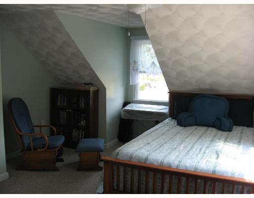 3 Tucker Road Smithfield, RI 02828 - Photo 7 of 8 Master Bedroom. upstairs bedroom