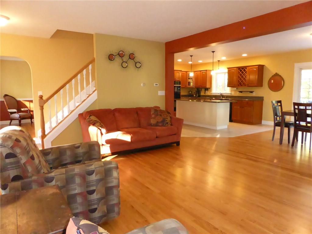 21 Brookdale Road Gorham, ME 04038 - Photo 6 of 28 Living Room