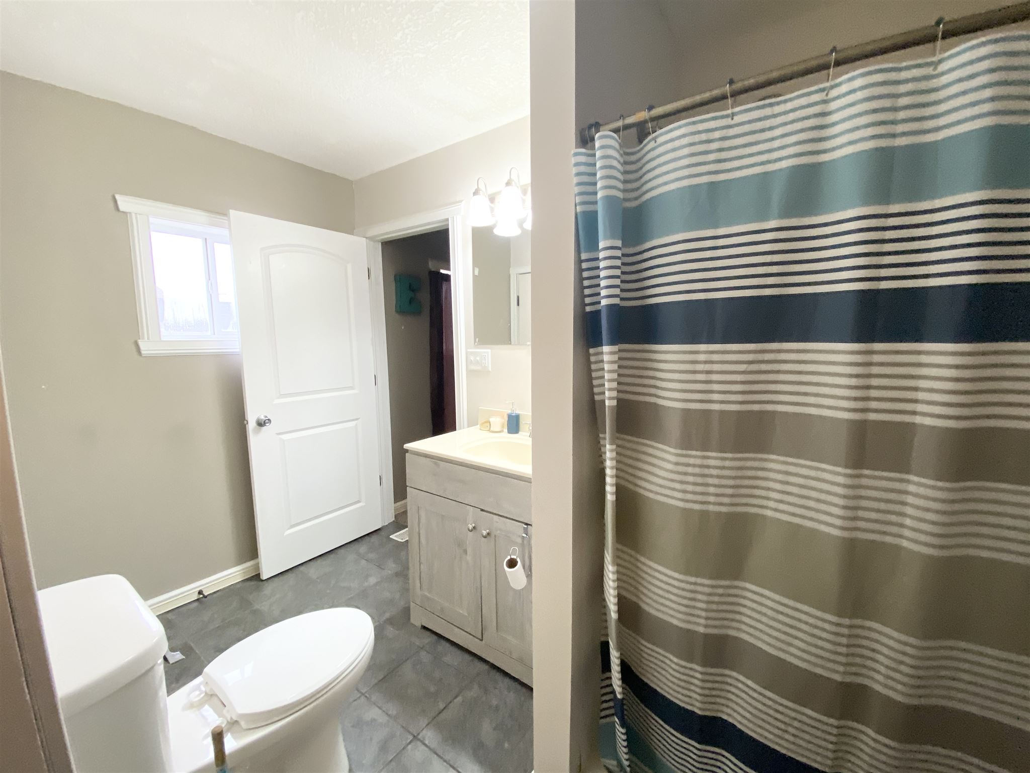 512 East Green Street Butler, IN 46721 - Photo 11 of 19