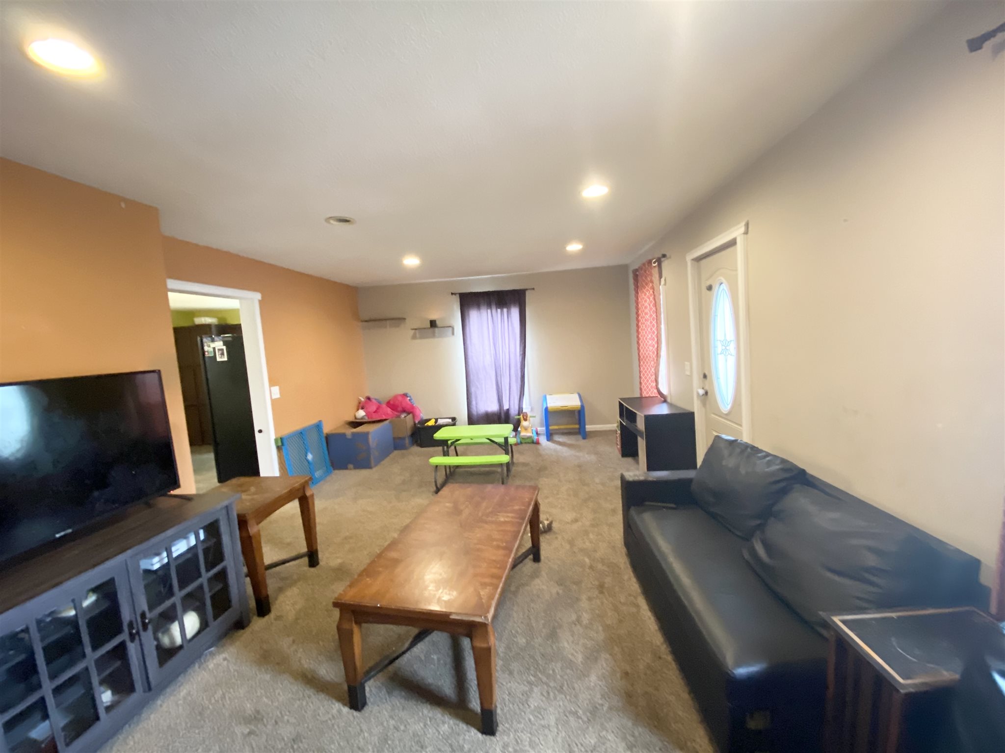512 East Green Street Butler, IN 46721 - Photo 6 of 19