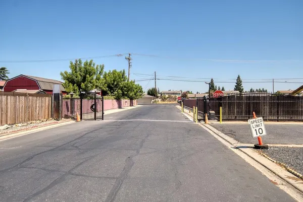 $32,000 | 2505 Jackson Avenue, Unit 179, Escalon, CA 95320