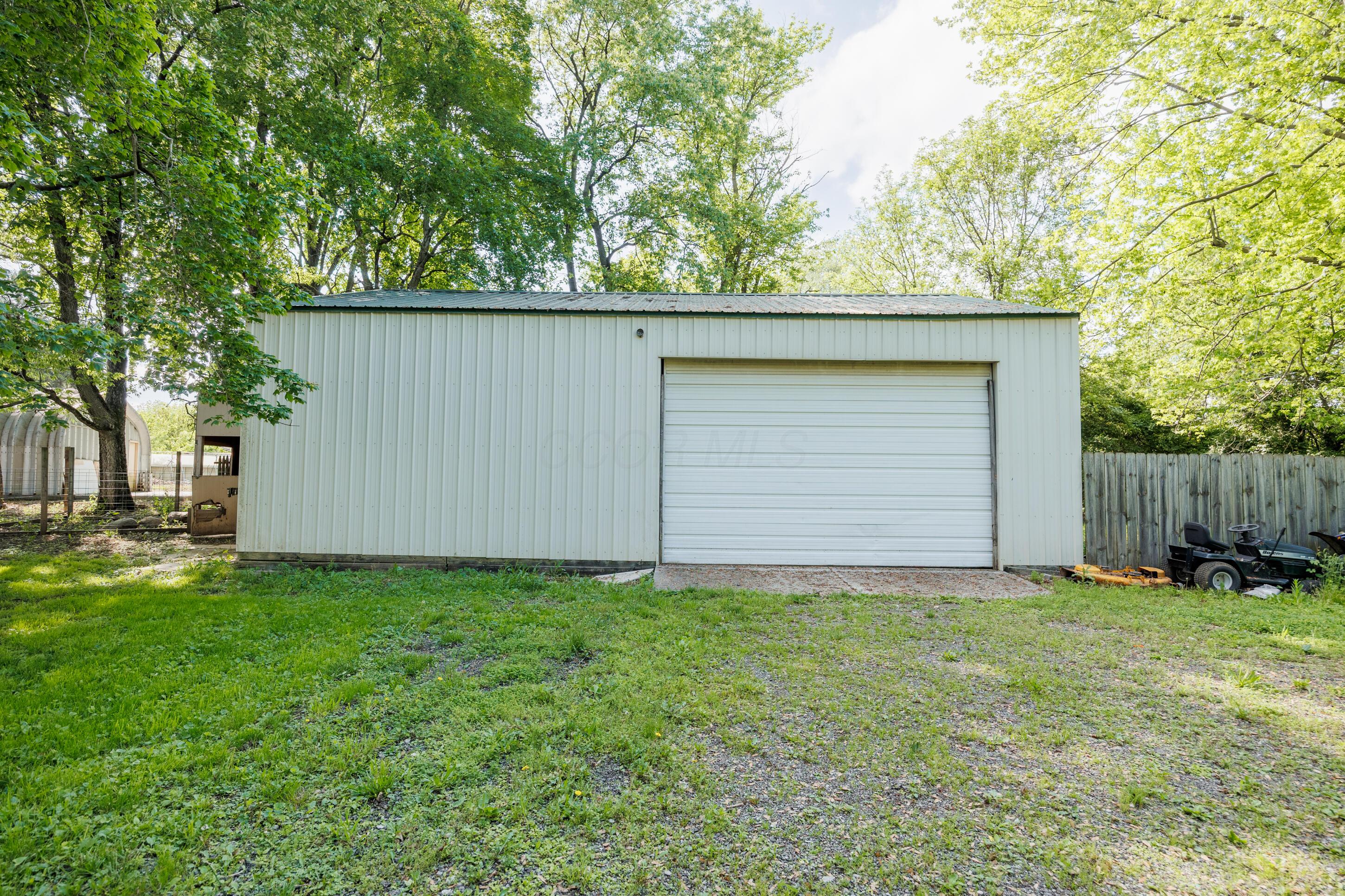 1366 Dyer Road Grove City, OH 43123 - Photo 37 of 49 Pole Barn