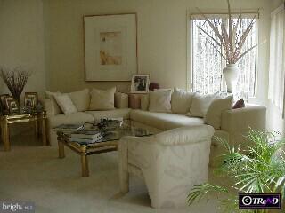 140 Autumn Hill Road Princeton, NJ 08540 - Photo 2 of 6 Gallery Image 2