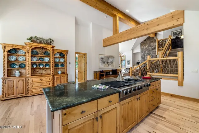 $3,885,000 | 2001 Beaver Creek Point, Avon, CO 81620