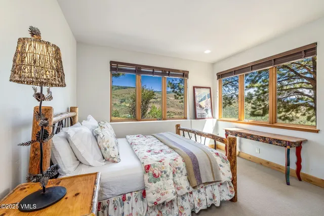 $3,885,000 | 2001 Beaver Creek Point, Avon, CO 81620