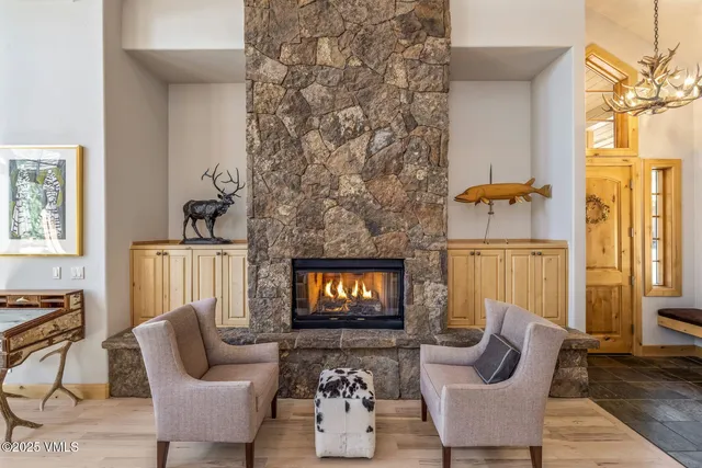 $3,885,000 | 2001 Beaver Creek Point, Avon, CO 81620