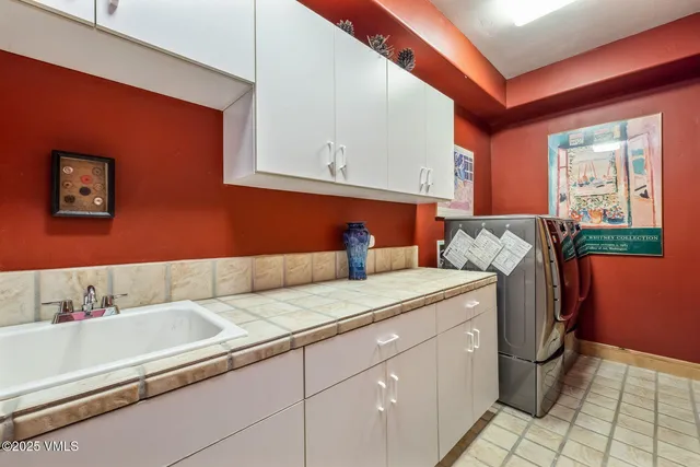 $3,885,000 | 2001 Beaver Creek Point, Avon, CO 81620