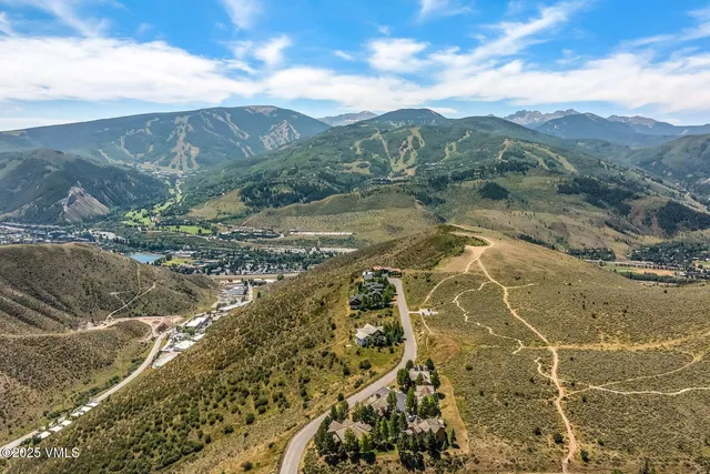 $3,885,000 | 2001 Beaver Creek Point, Avon, CO 81620