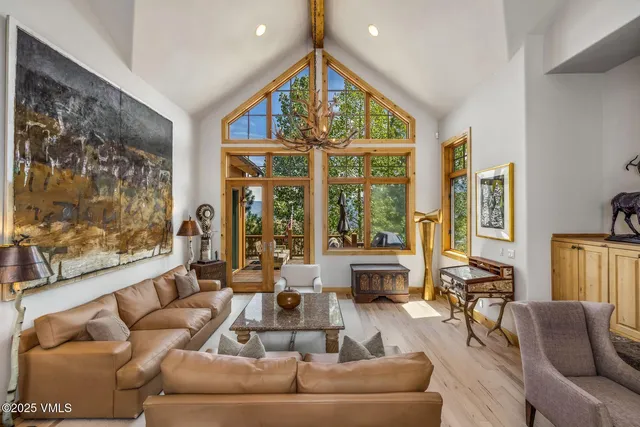 $3,885,000 | 2001 Beaver Creek Point, Avon, CO 81620