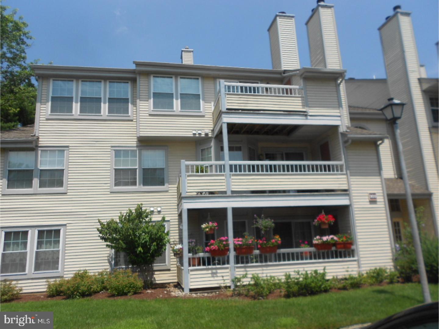 303 Trinity Court, Unit 9 Princeton, NJ 08540 - Photo 1 of 20