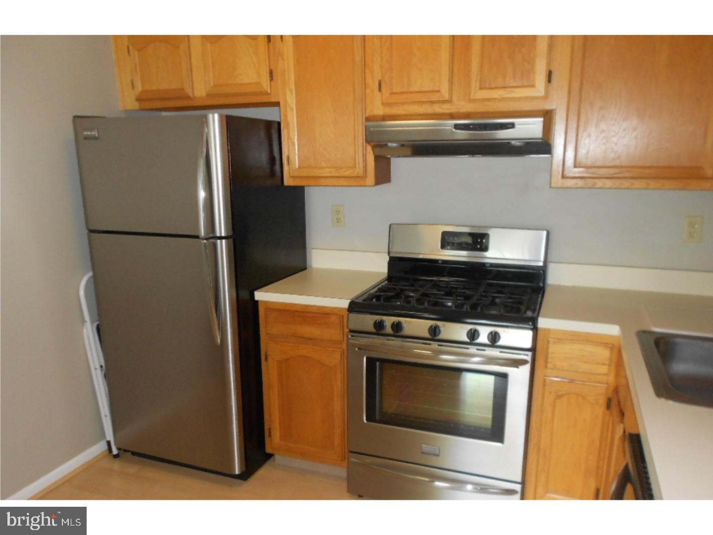 303 Trinity Court, Unit 9 Princeton, NJ 08540 - Photo 2 of 20