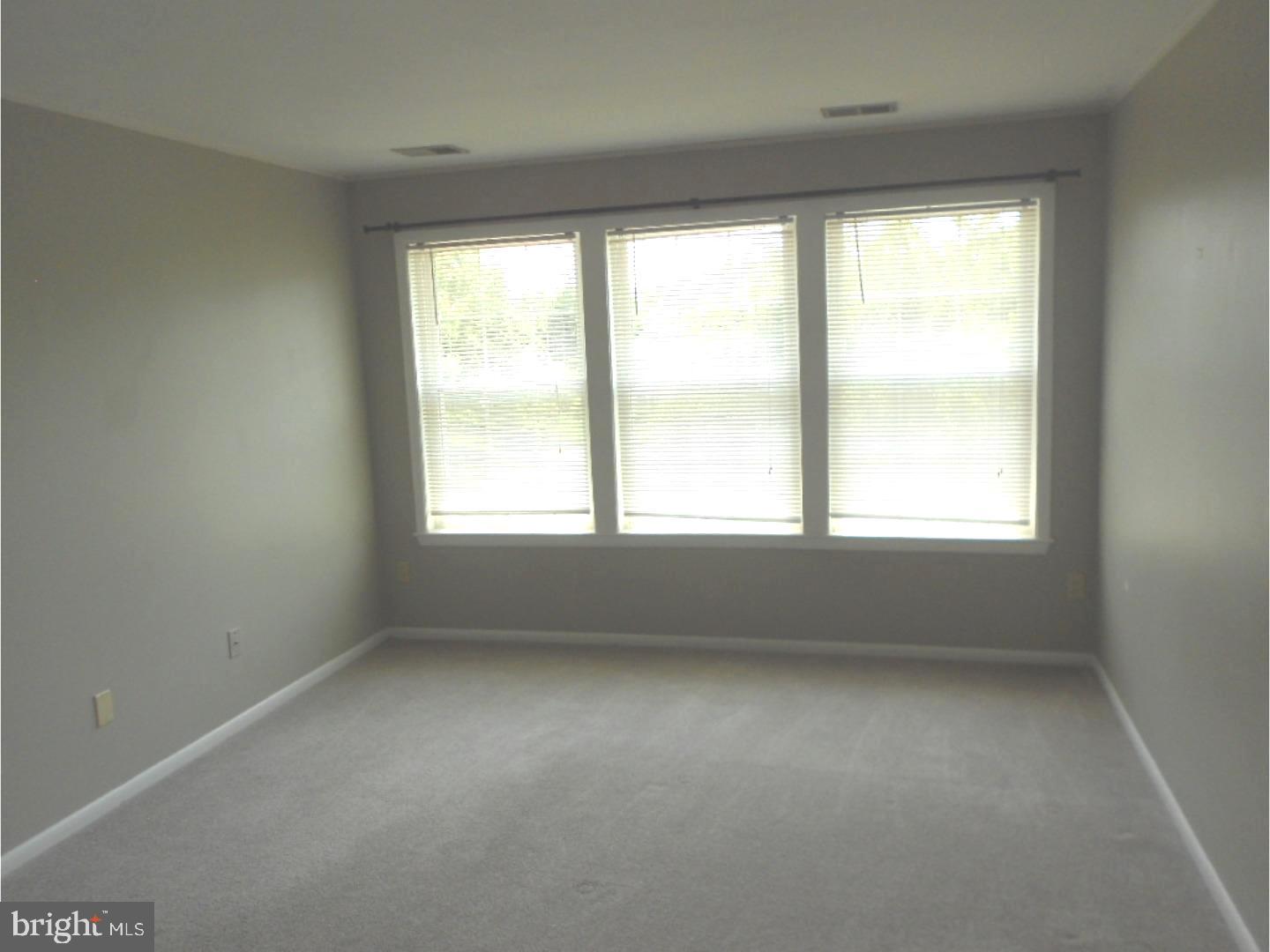 303 Trinity Court, Unit 9 Princeton, NJ 08540 - Photo 8 of 20