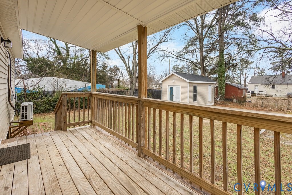 3017 Hiden Road Richmond, VA 23224 - Photo 3 of 40