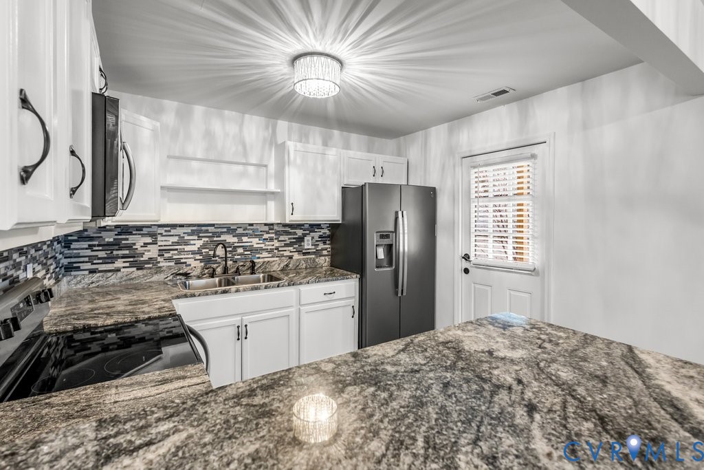 3017 Hiden Road Richmond, VA 23224 - Photo 10 of 40