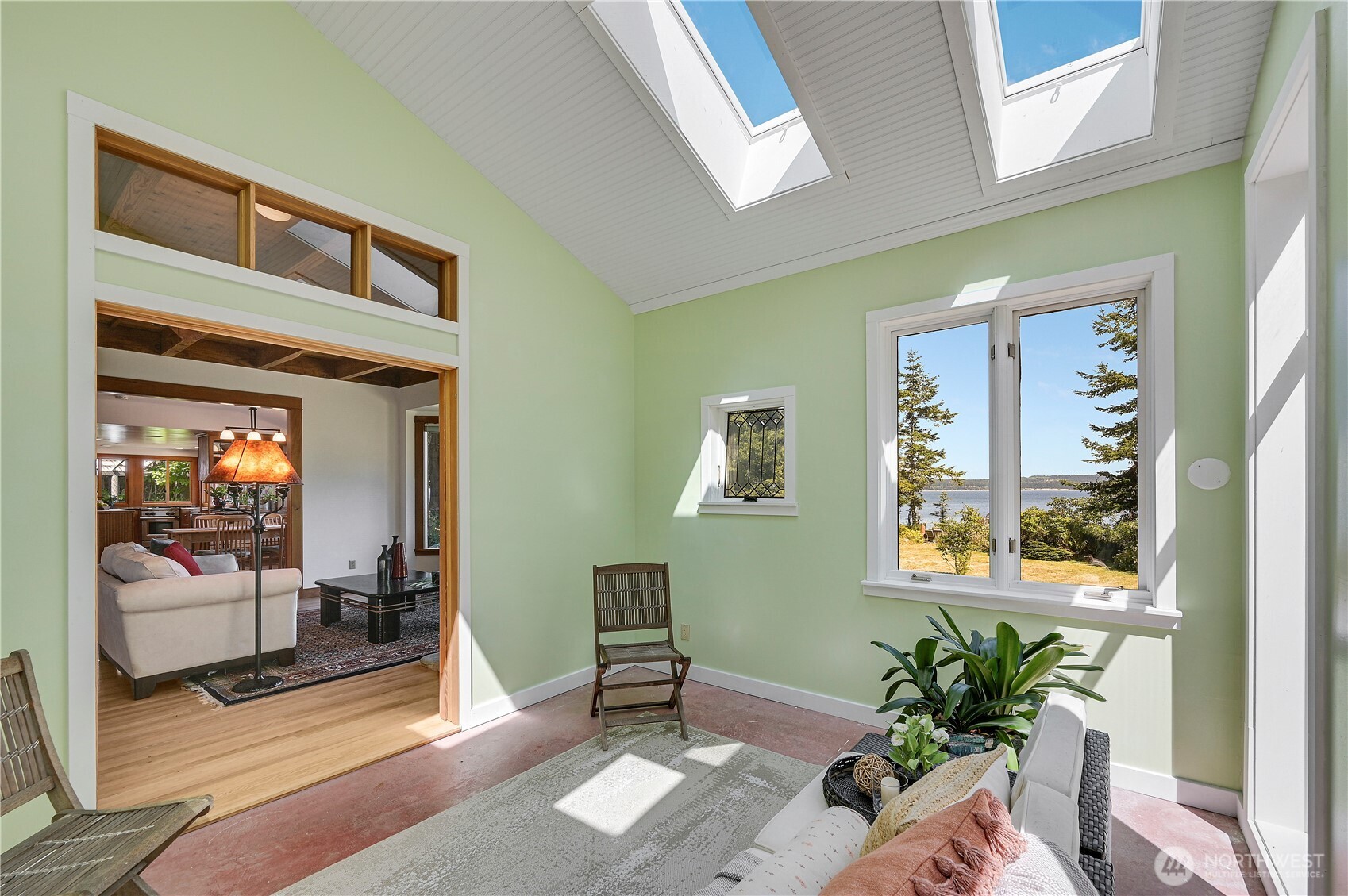 372 Schwartz Road Nordland, WA 98358 - Photo 9 of 40