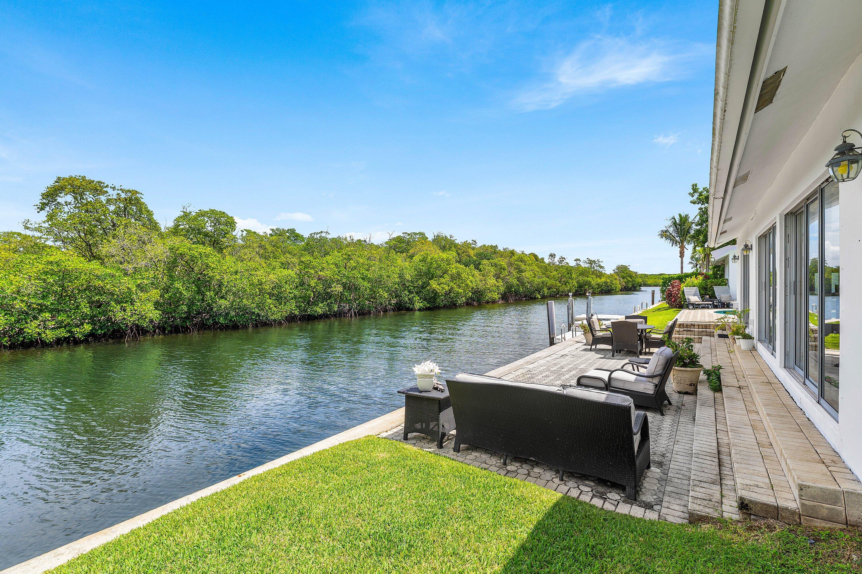 611 Phillips Drive Boca Raton, FL 33432 - Photo 11 of 29 011-611PhillipsDrive-BocaRaton-FL-33432-