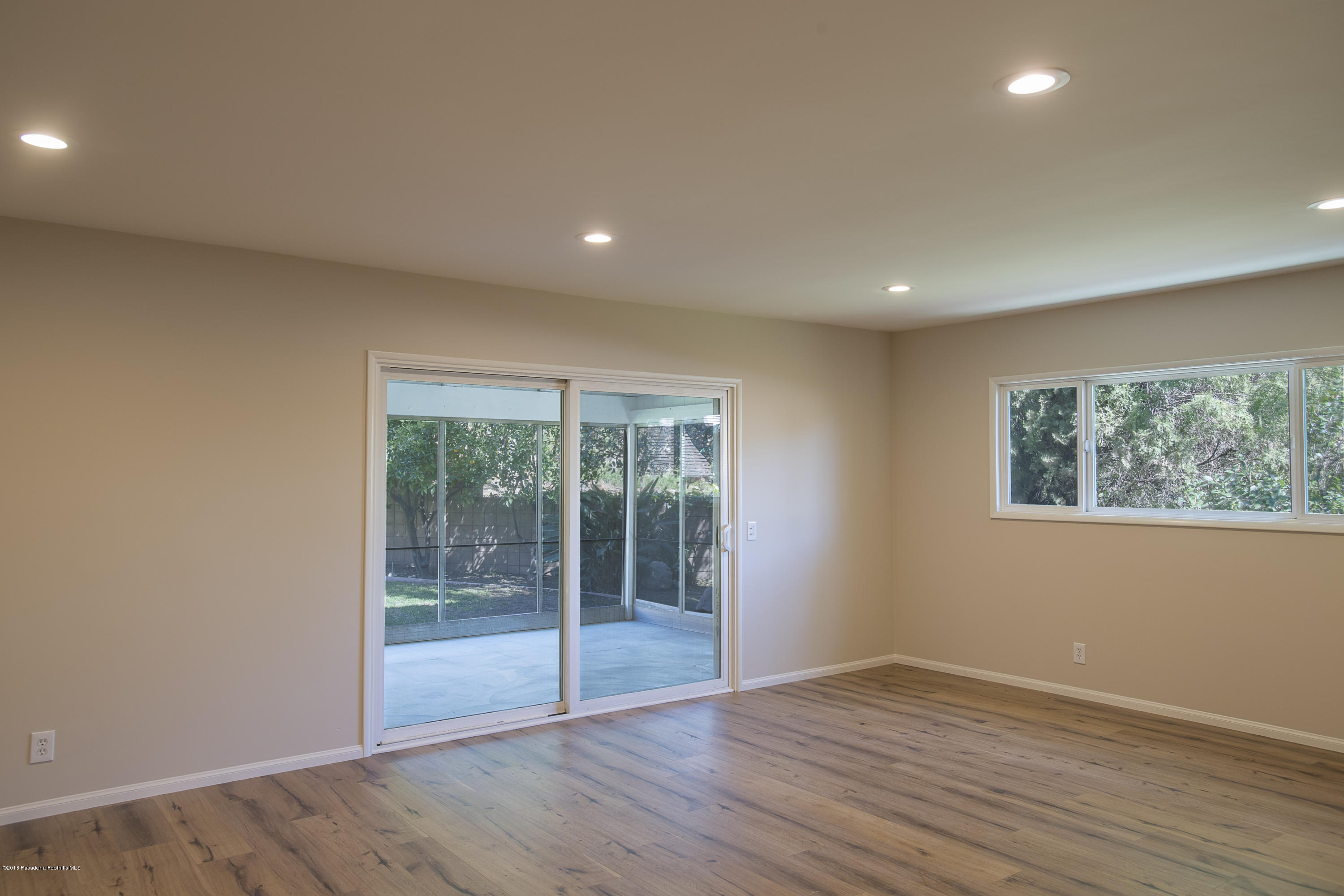 3857 2nd Avenue Glendale, CA 91214 - Photo 12 of 24 3857SecondAve_PRINT_17