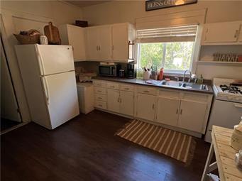 119 West 7th Street Ottawa, KS 66067 - Photo 8 of 21