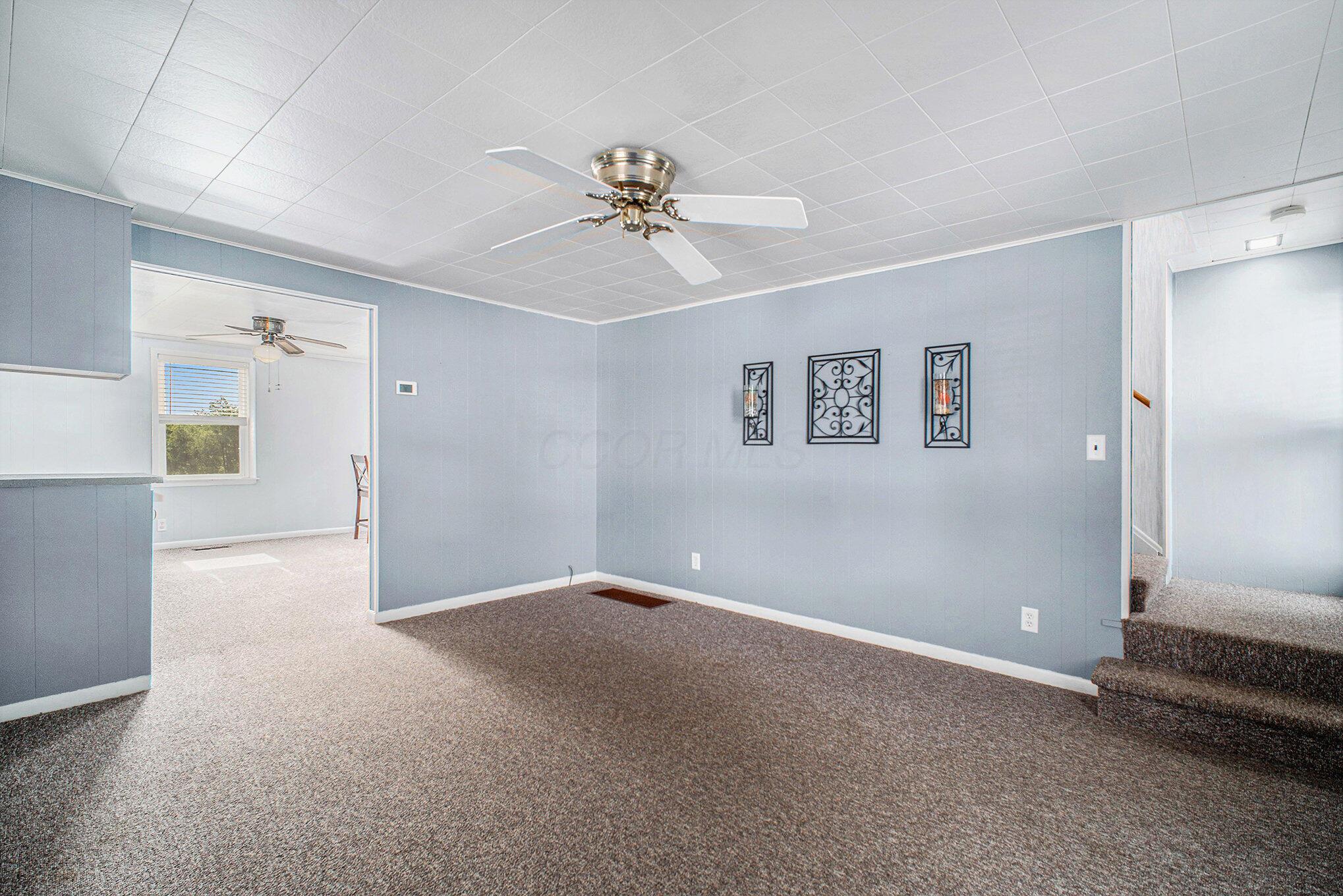 2883 Tucker Road Lucas, OH 44843 - Photo 6 of 35 Living Room